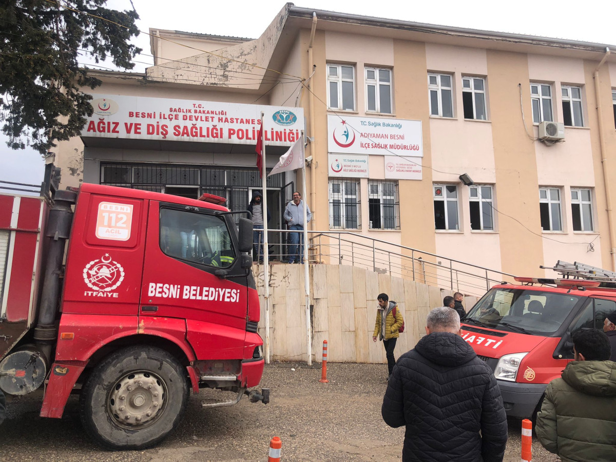 Besni'de Elektrik Kontağından Çıkan Yangın Maddi Hasara Yol Açtı